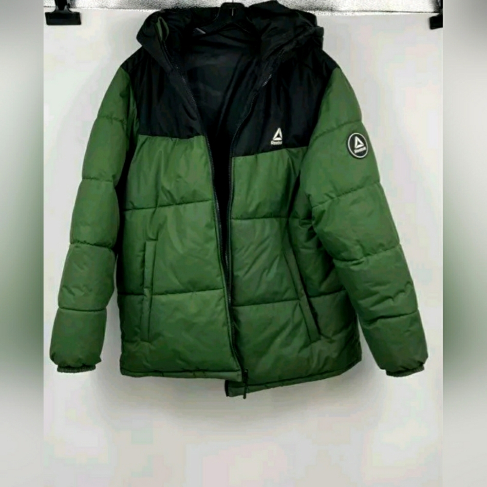 Reebok Winter Puffer Jacket Hood Camo Lining Size Unknown- Green/Black Approx M